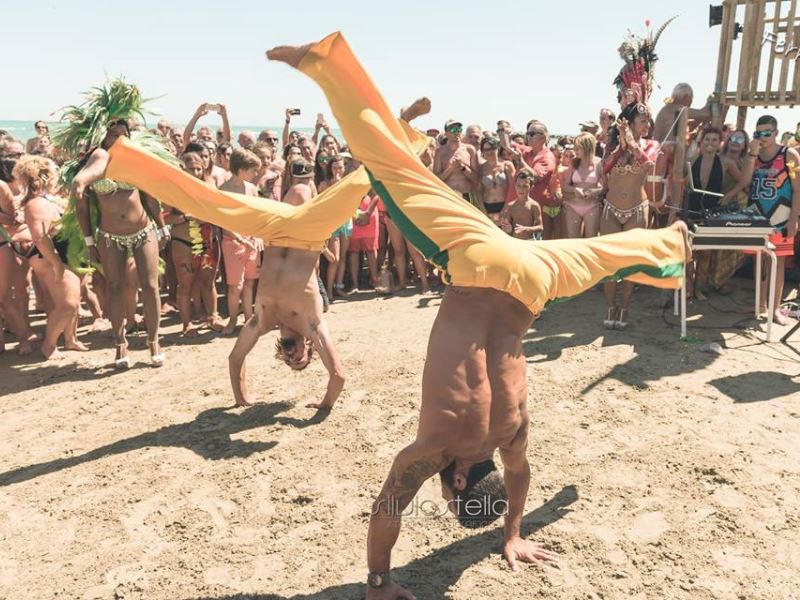 lido 186 acrobati di ferragosto