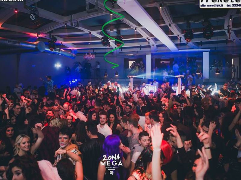 la discoteca megà chiude alle 4 di notte