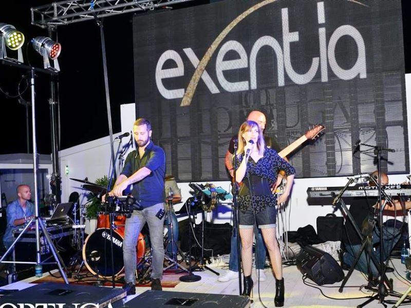 tortuga beach club exentia live band